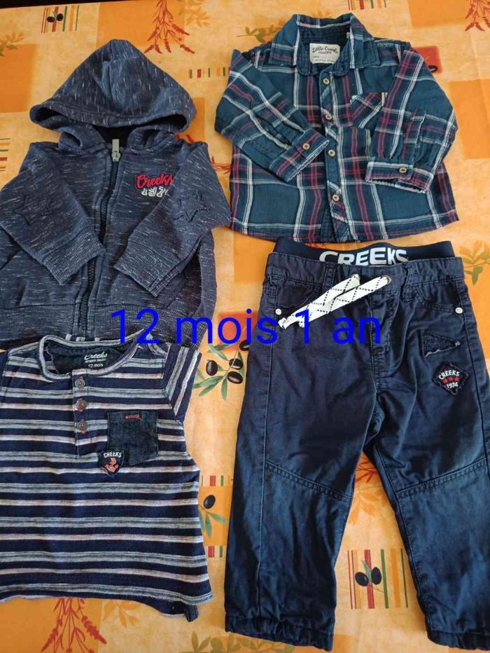 Lot de vêtements Creeks tbe 12 mois