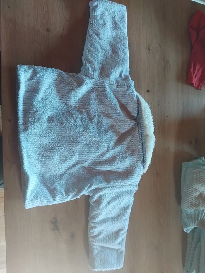 Manteau chaud 6 mois - photo numéro 2