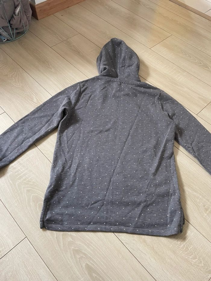 Sweat Kiabi taille s - photo numéro 2