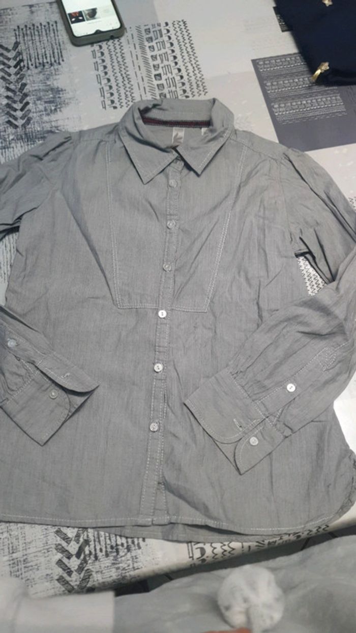 Chemise fille épaule formé raye noir blanc