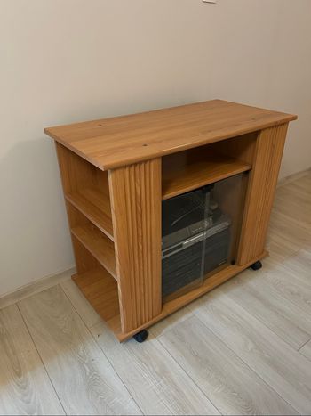Meuble TV/Hifi sur roulettes – mélaminé bois clair, pratique et modulable