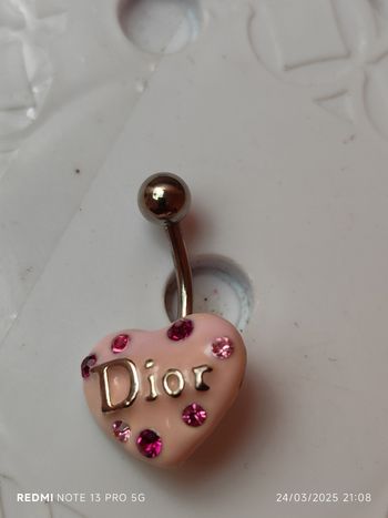 Piercing nombril coeur