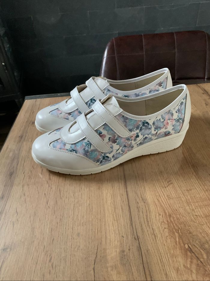 Chaussures confort - pointure 40 - photo numéro 2