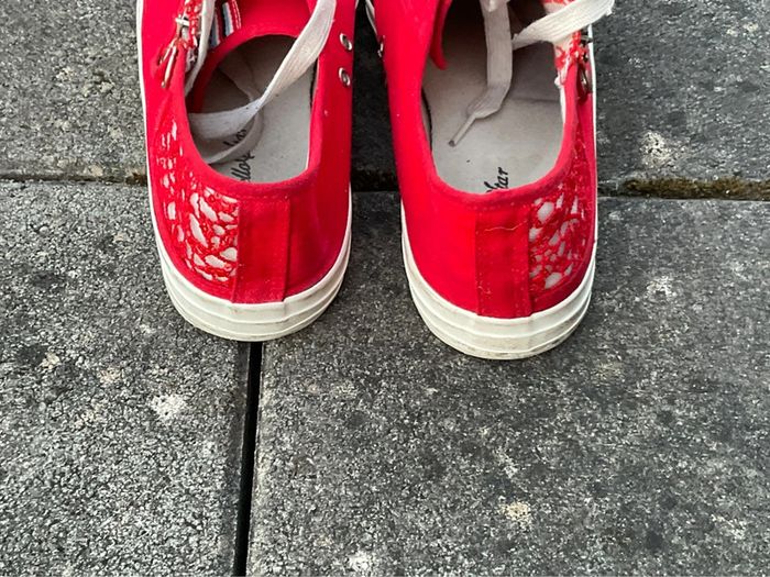 Tennis, rouge et blanche - photo numéro 4