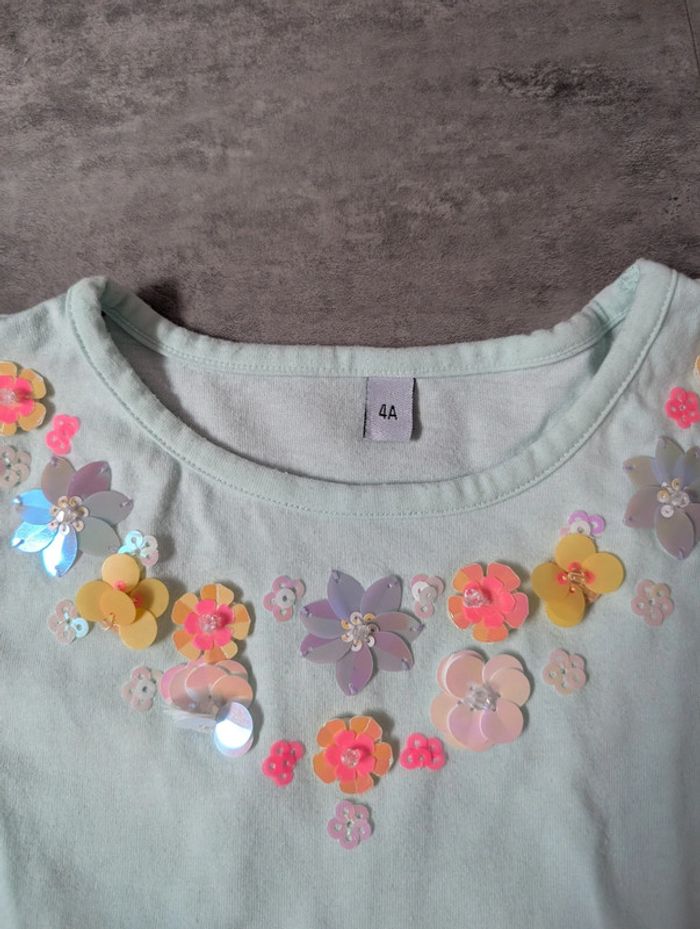 T-shirt fleuri fille 4 ans chic - photo numéro 2