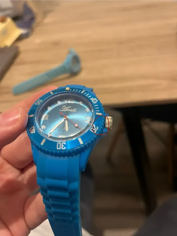 Lot de deux montres bracelet réglable - photo numéro 11