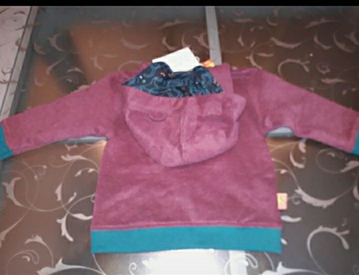 Sweat à Capuche neuf 9 mois - photo numéro 3