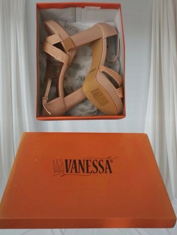 🩷🤍Jolie Paires De Sandales Les Secrets De Vanessa 🩷🤍