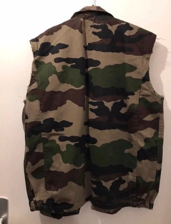 Veste militaire sans manches noir kaki avec des poches sur le torse T.U - photo numéro 2