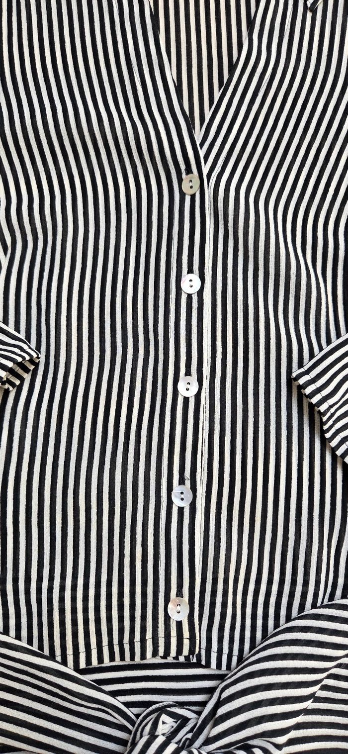 Haut Gérard Darel taille 36 a rayures en très bon état - photo numéro 4