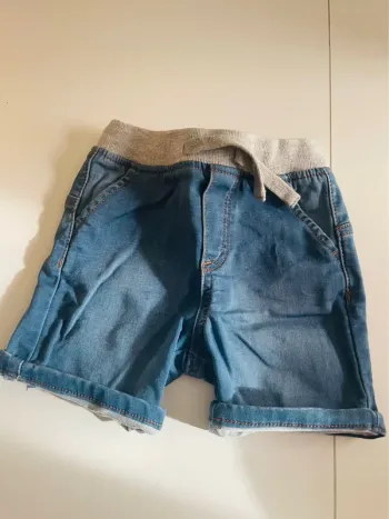 Short jean