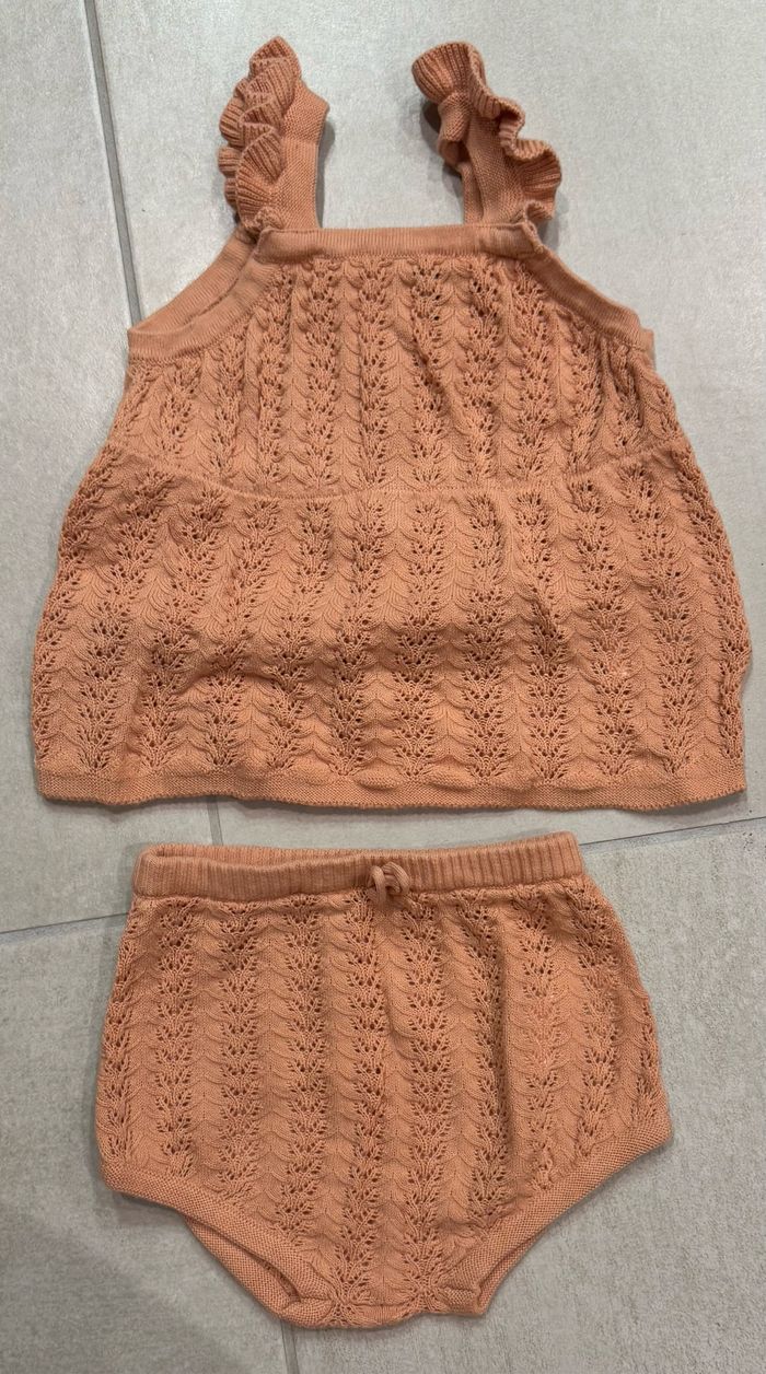 Lot vêtements fille 12 mois - photo numéro 8