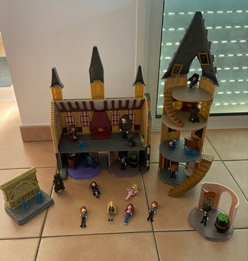 Ensemble château et figurines Harry Potter 