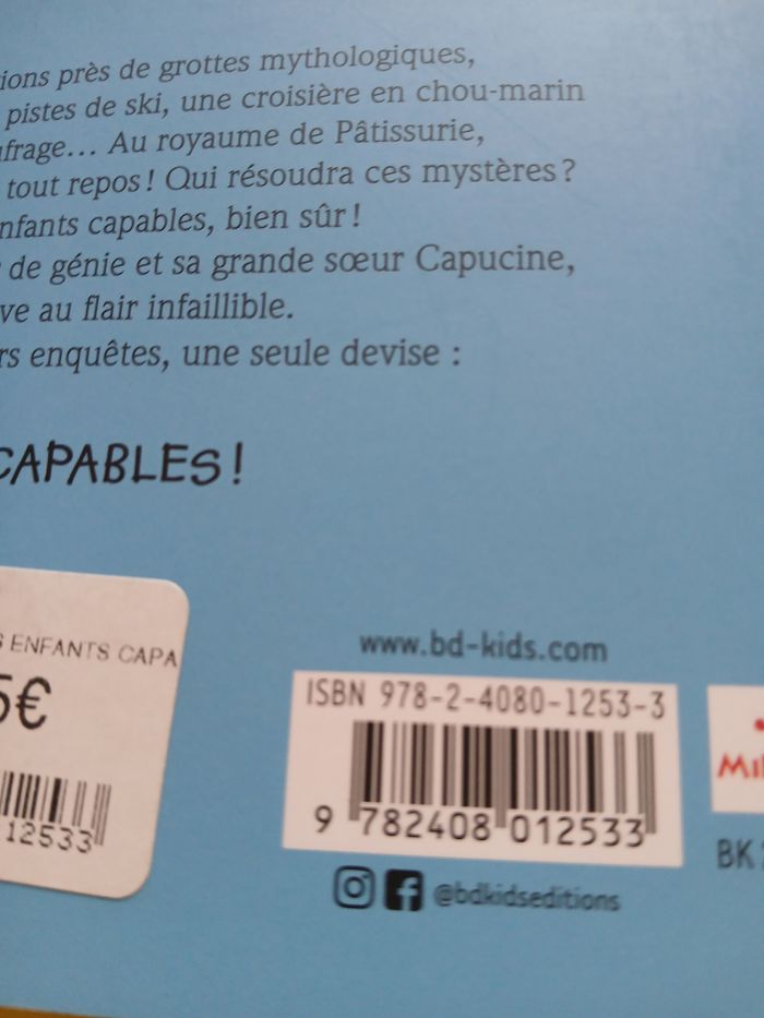 livre cinq enquetes des enfants capables - photo numéro 4