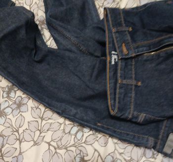 2 jeans taille XXS, taille 32 ; comme neufs