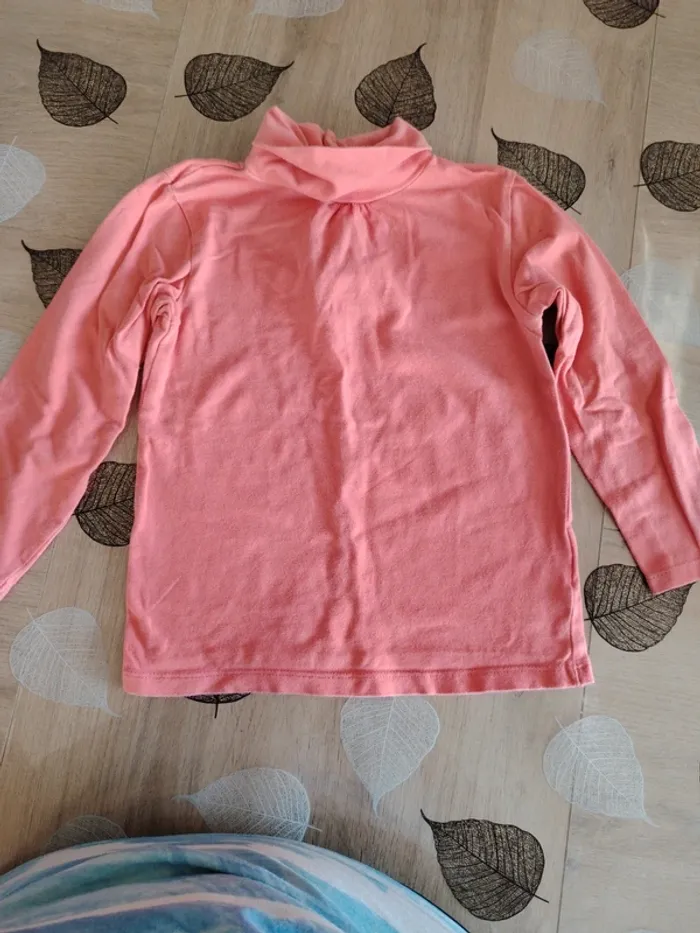 Pull col roulé