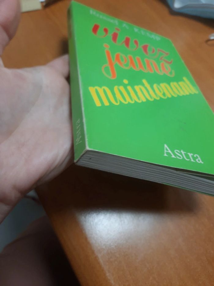 Livre jeunesse temps qui passe - photo numéro 2