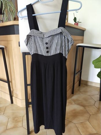 Robe a bretelles femme
