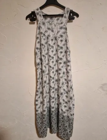 Très belle  tunique taille 42