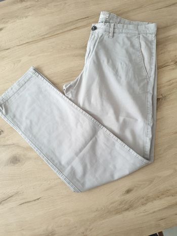 Chino homme taille 44 Celio