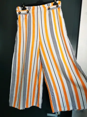 Pantalon court large 38
