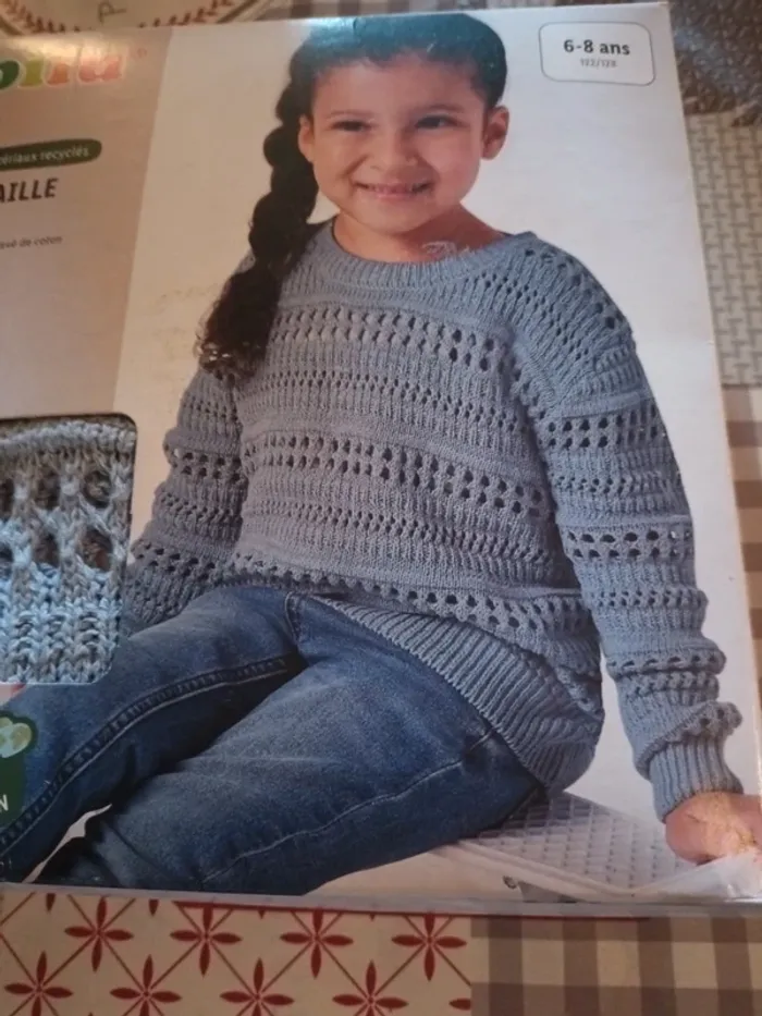 Pull en maille fille taille 6 8 ans - photo numéro 2