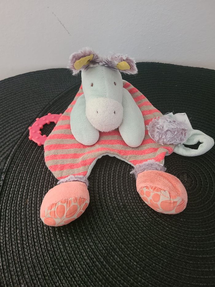 Doudou Attache tétine - Cheval Âne Biscotte et Pompon - MOULIN ROTY