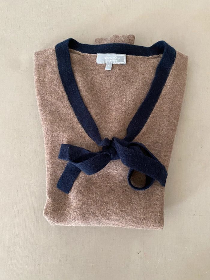 Pull Acanthe cachemire marron avec col V marine taille 1 - photo numéro 19
