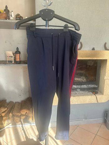 Pantalon chino marine bandes rouges