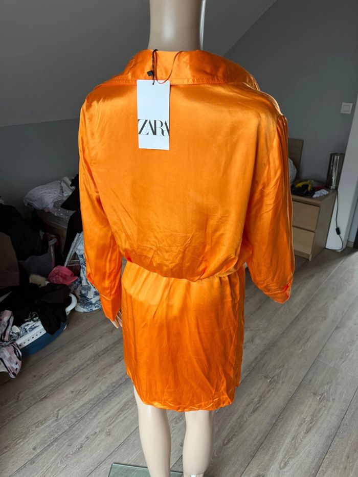 RObe orange - photo numéro 5