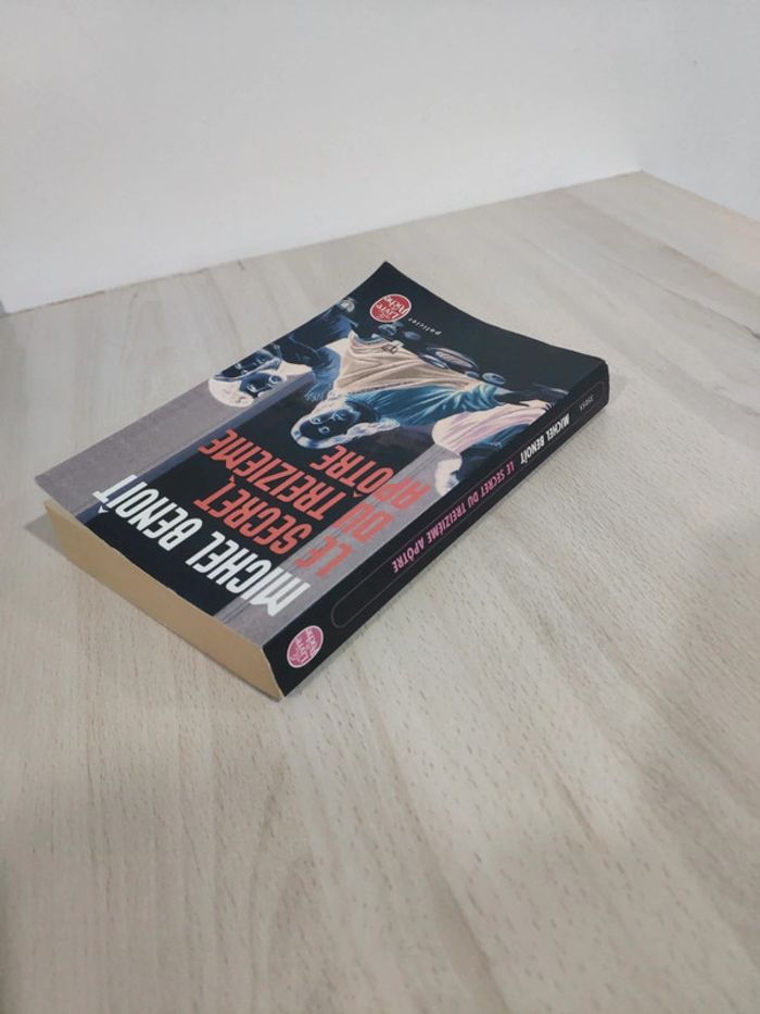 Livre poche le secret du treizième apôtre policier Michel Benoît - photo numéro 4