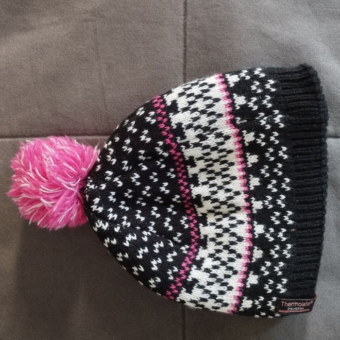 Chapeau chaud à pompon