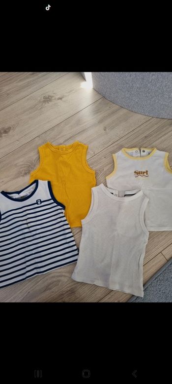 Lot de 4 débardeurs