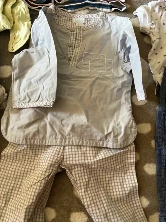 Lots de 21 pièces bon état général taille 6 mois - photo numéro 3