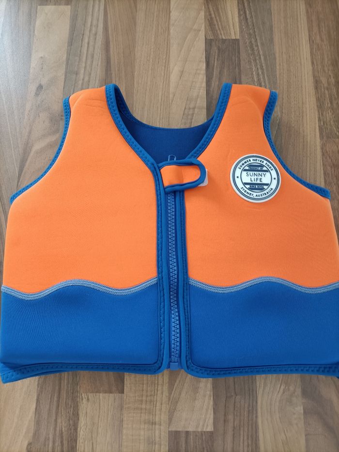 Gilet flottaison requin bleu et orange 15-18 kg - photo numéro 2
