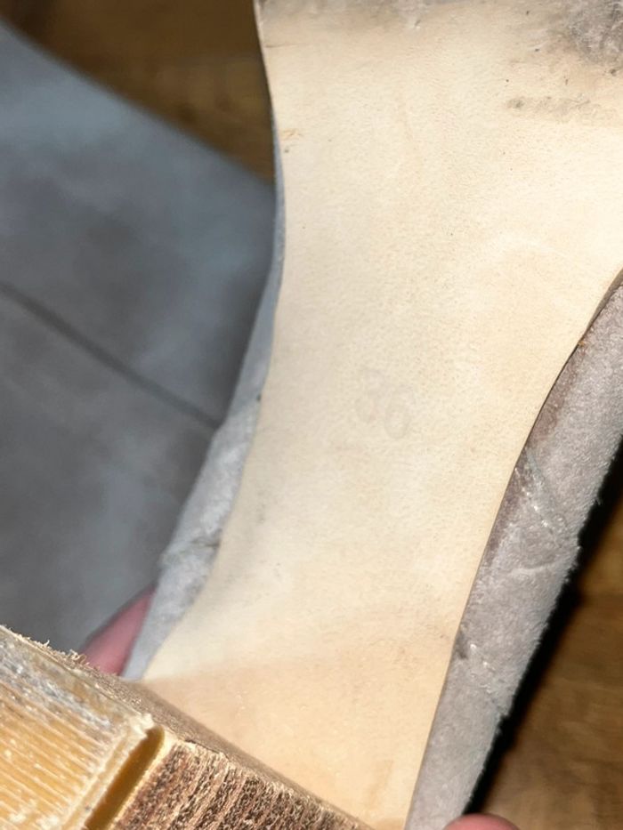 Bottes hautes beiges à talons, taille 36 - photo numéro 5