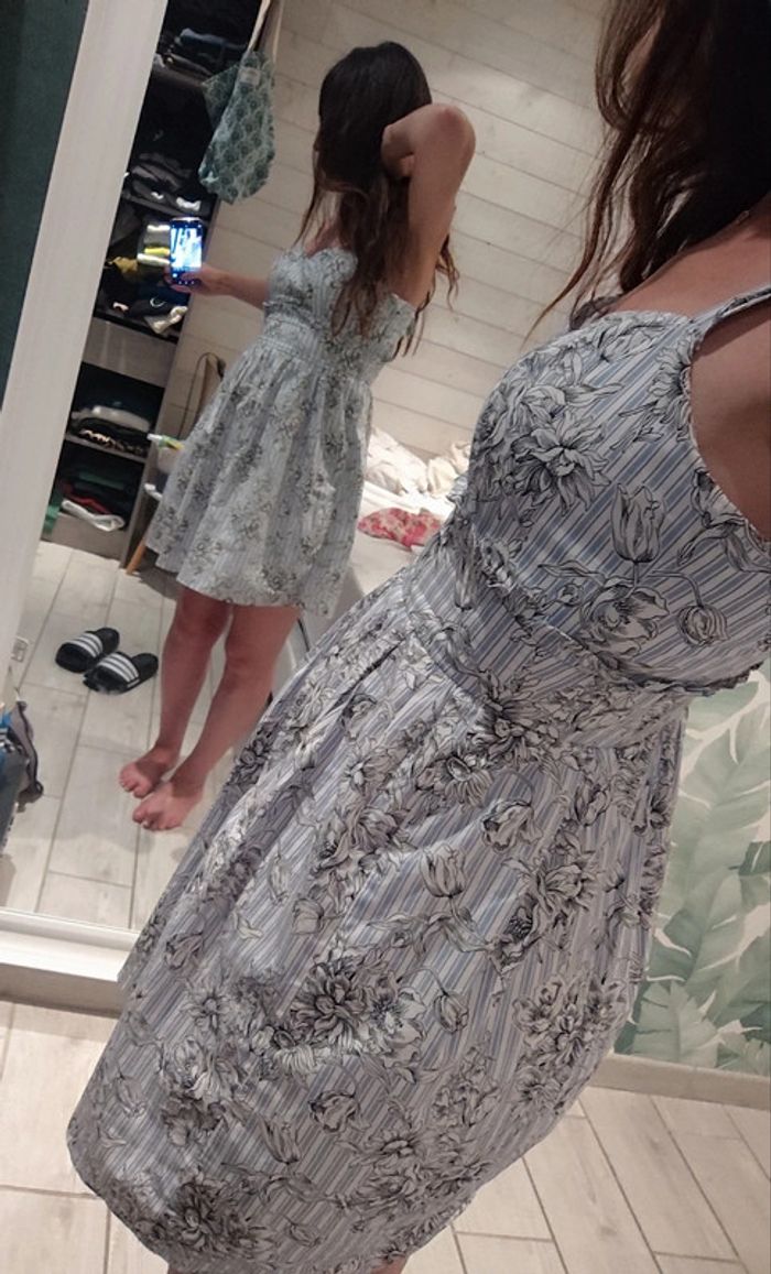 Robe Naf Naf taille 36 - photo numéro 3
