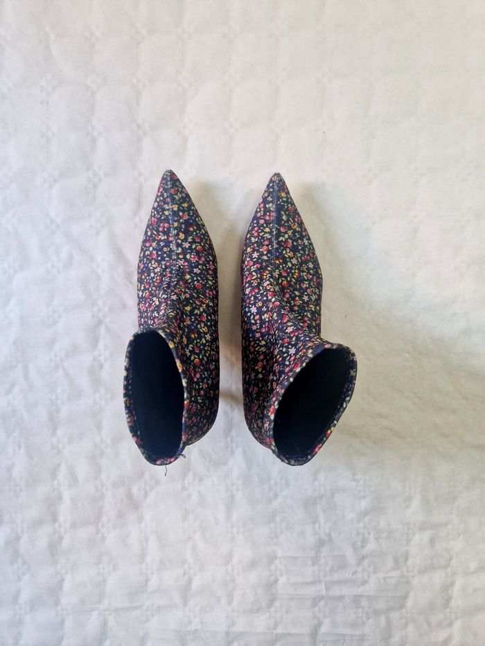 Chaussures à talons  , escarpins  , femme , Zarawoman  ,  motif fleurs originale   , taille 36 - photo numéro 3