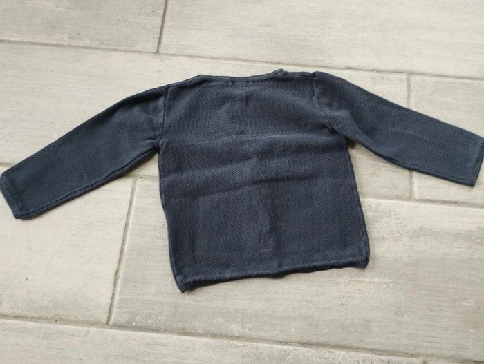 Lot n° 458 Gilet Kiabi 18 mois - photo numéro 4