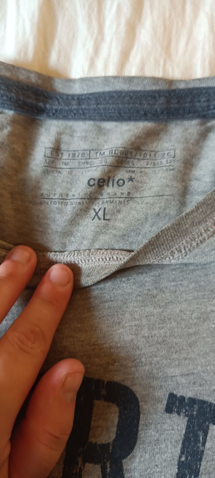 Tee-shirt - photo numéro 2