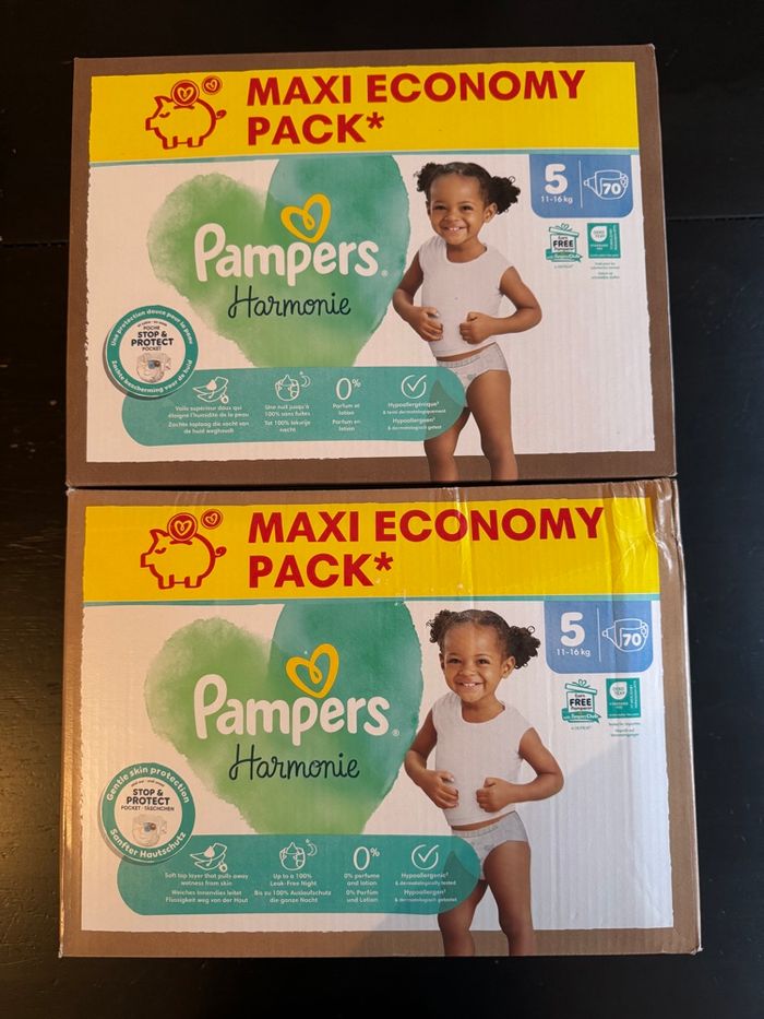 140 couches Pampers harmonie taille 5