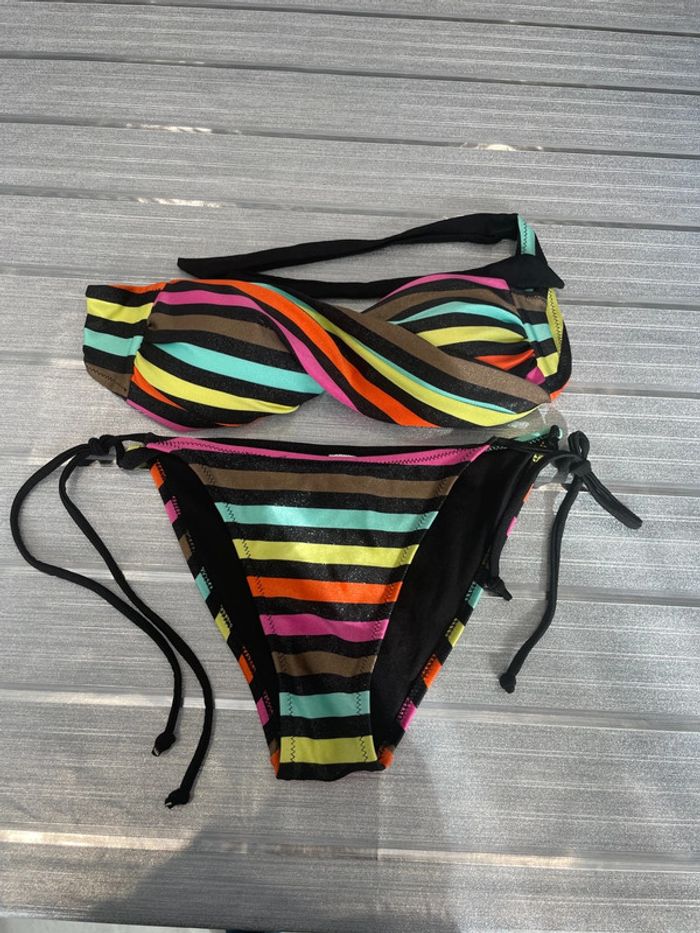 Maillot 2 pièces taille 38
