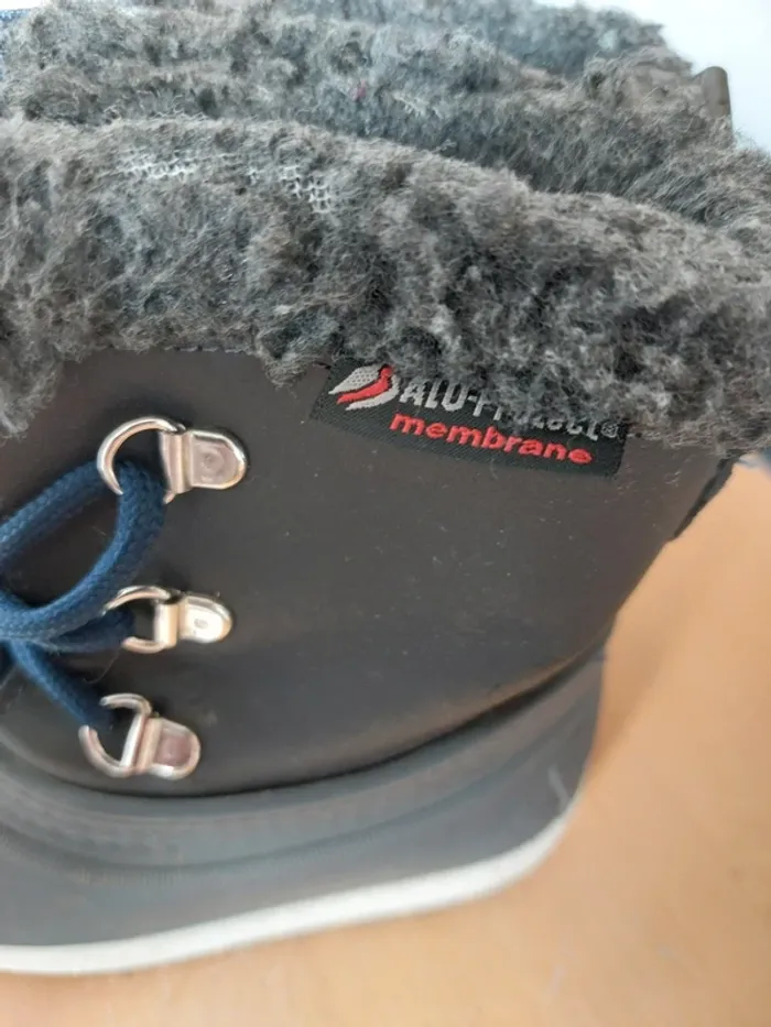 Bottes fourrées Friboo pointure 22 - photo numéro 2