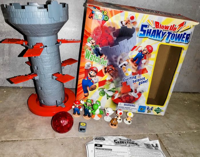 Jeux de société Nintendo Super Mario Blow Up Shaky Tower - photo numéro 2