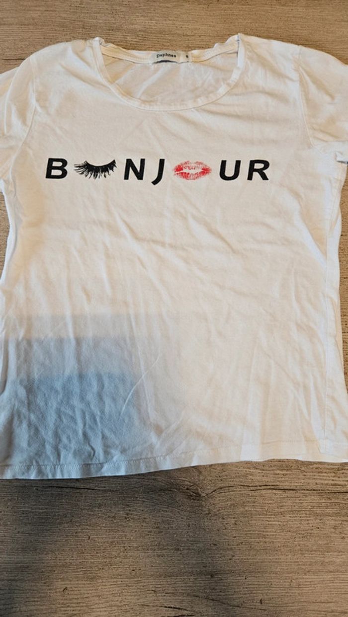 T shirt femme blanc à manches courtes avec Bonjour, Daphnea, S, peu mis - photo numéro 3
