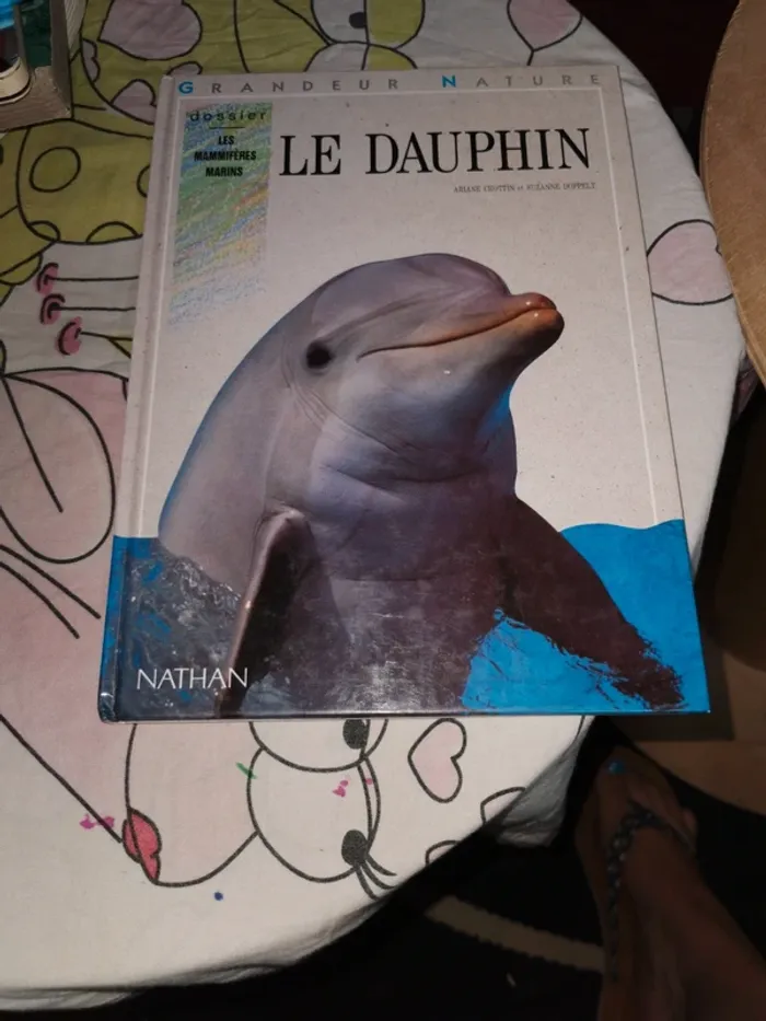 Livre le dauphin