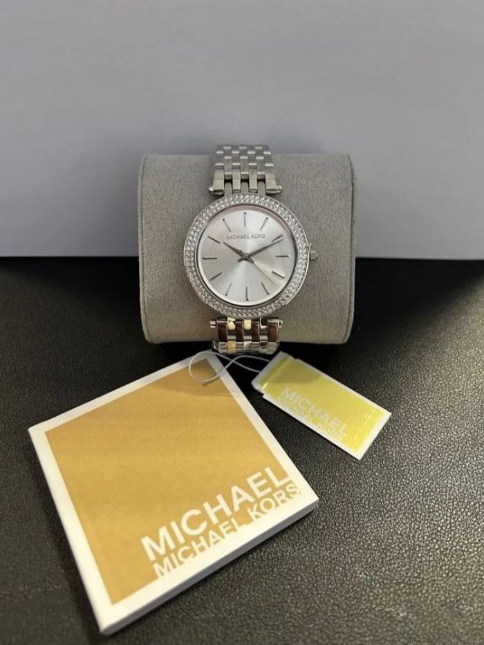 Montre Femme Michael Kors, en acier argenté avec cristaux. Neuve. - photo numéro 3