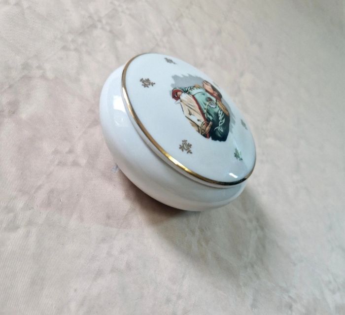 Boîte / pot Porcelaine Véritable Napoléon Bonaparte - photo numéro 3