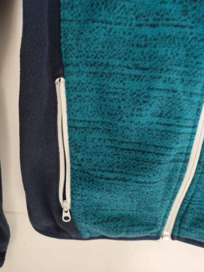 Veste polaire Decathlon bleu – 12 ans – Très bon état - photo numéro 3