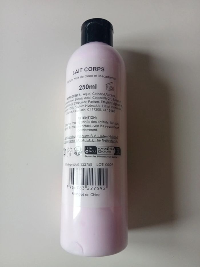 lait pour le corps neuf nocibé noix de coco et macadamia - photo numéro 2
